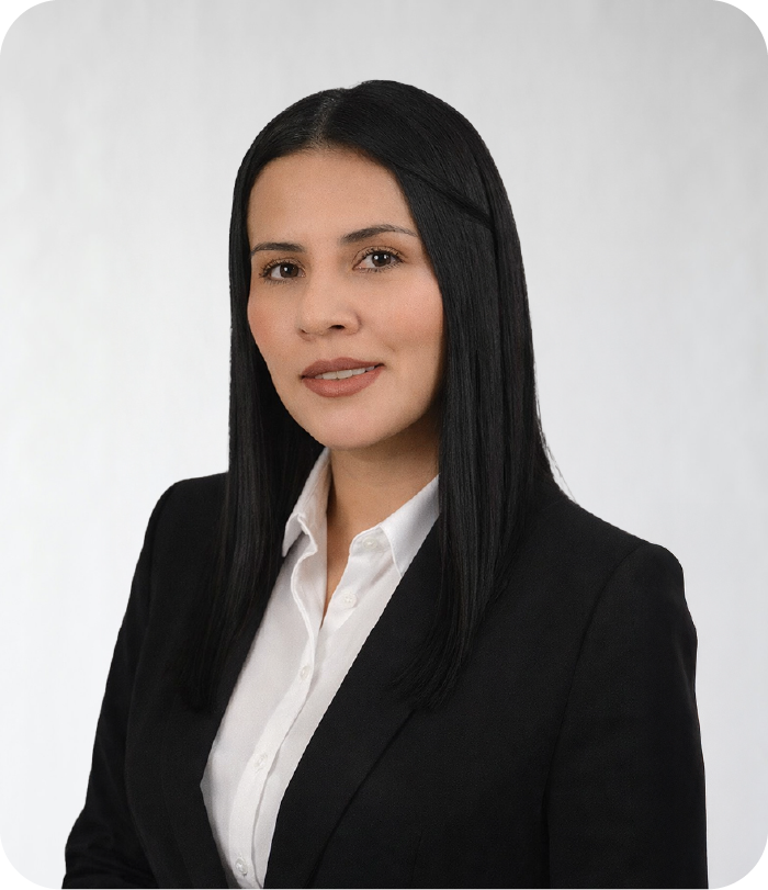 CATHERINE VARGAS — Directora de Administración y Gestión del Talento Humano