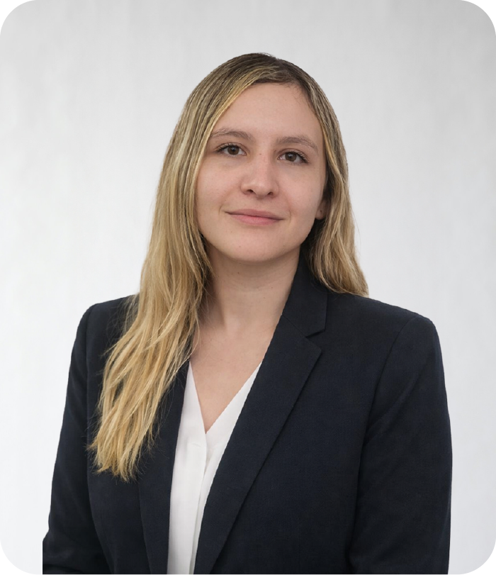 LAURA PESCADOR — Consultora en Seguridad y Salud en el Trabajo