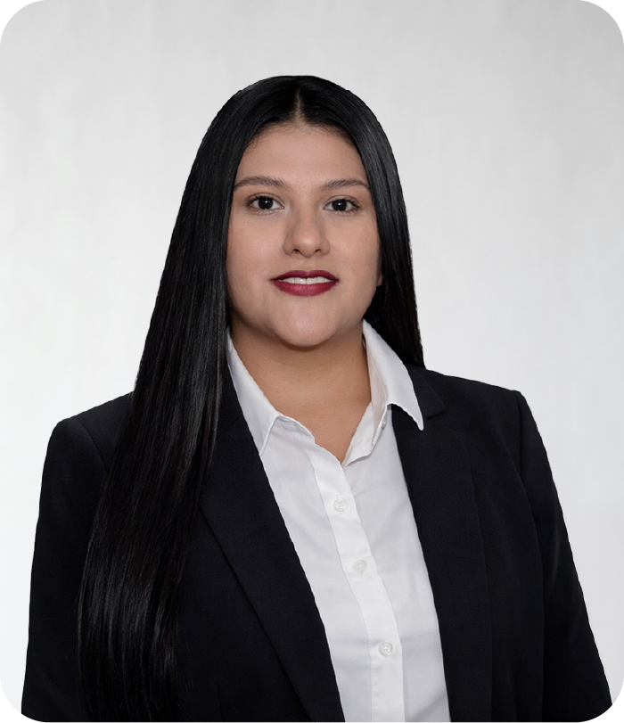 NATALIA MOZO — Coordinadora Estratégica de Administración